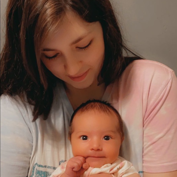 Meet your Posher, Isabelle - Picture 1 of 1